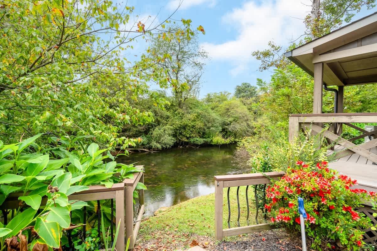 Life on the River at the Cabin — Ellijay, GA — vacation rental