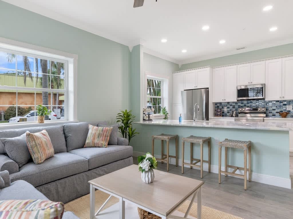 Cozy first floor waterside condo — Sebastian, FL — vacation rental