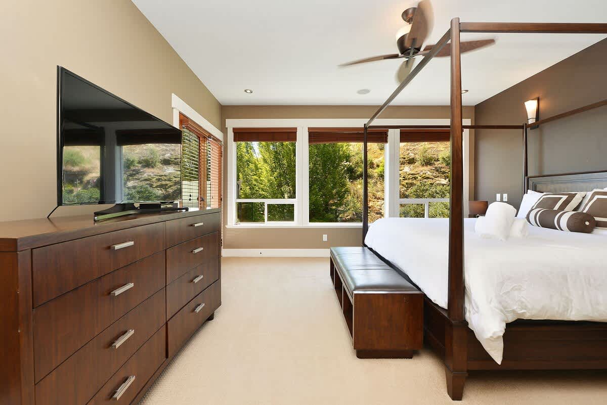 Upper Main level master bedroom with King bed. 