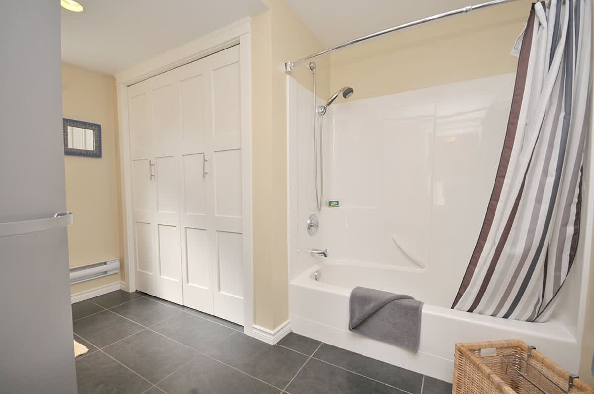 Loft bedroom complete bath. 