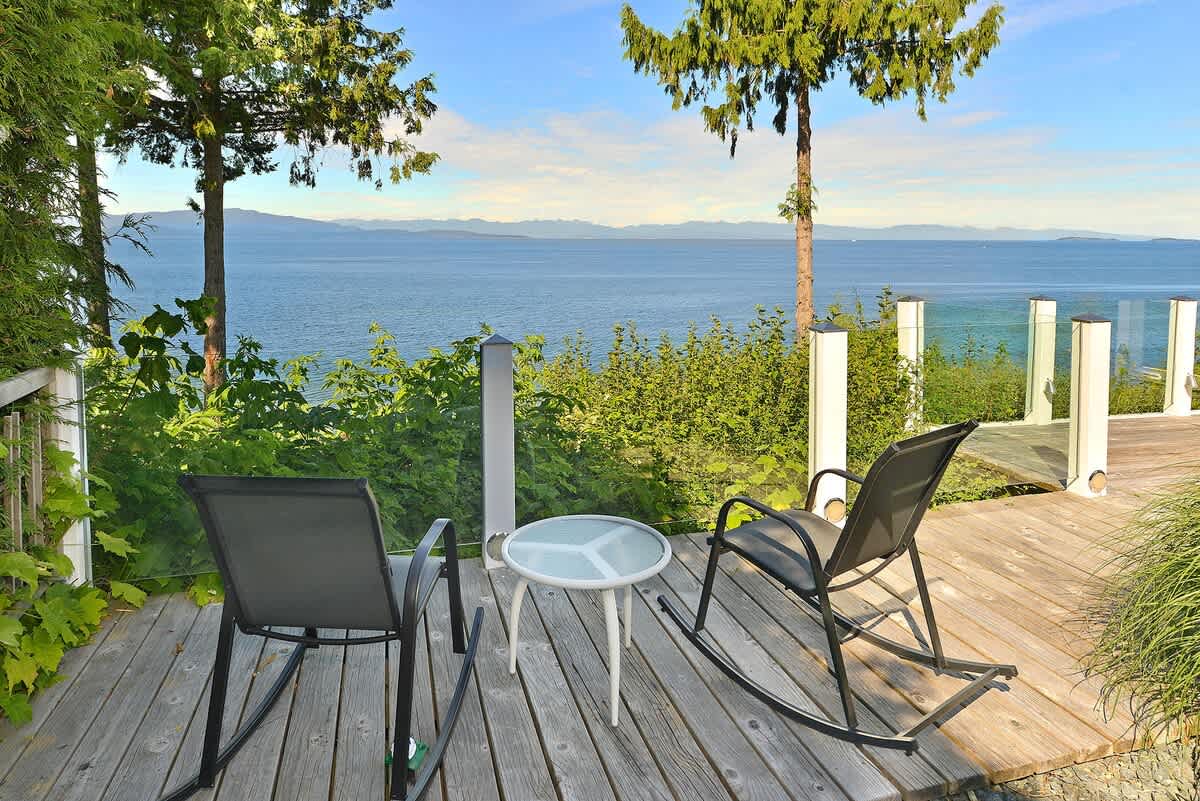 Outdoor living spaces with amazing views.