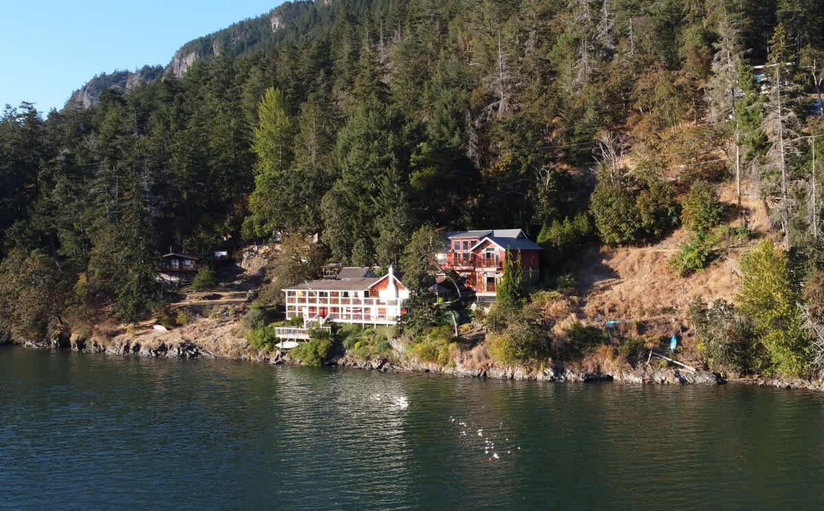 Flyover view of the tree house suites property.
