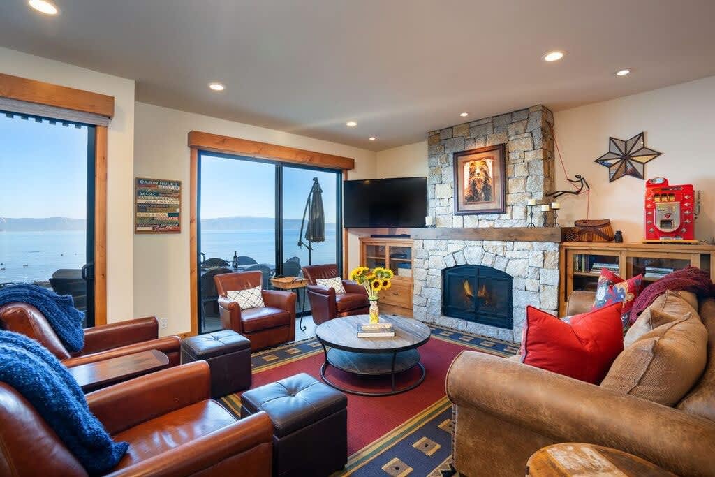 6-8 Miles to Palisades|Alpine|Homewood|Walk to TC — Tahoe City, CA — vacation rental
