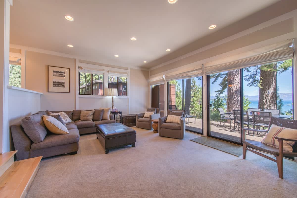 6-8 Miles to Palisades|Alpine|Homewood|Walk to TC — Tahoe City, CA — vacation rental
