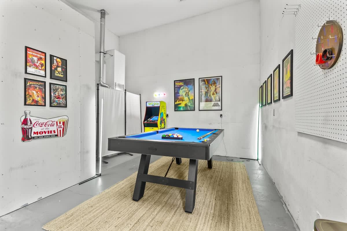 Sleeps 22 Game Room | Hot Tub 6