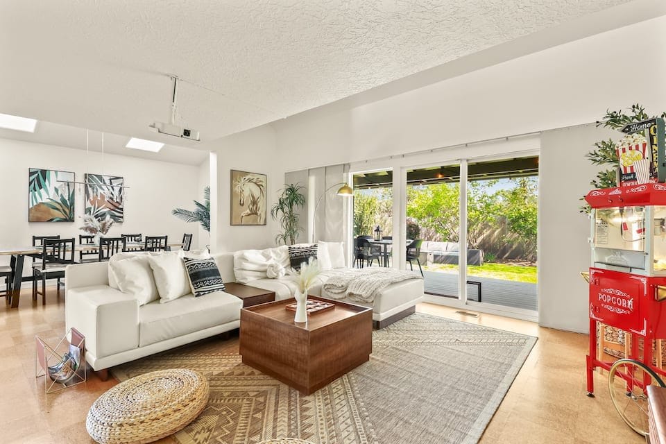 Sleeps 22 Game Room | Hot Tub