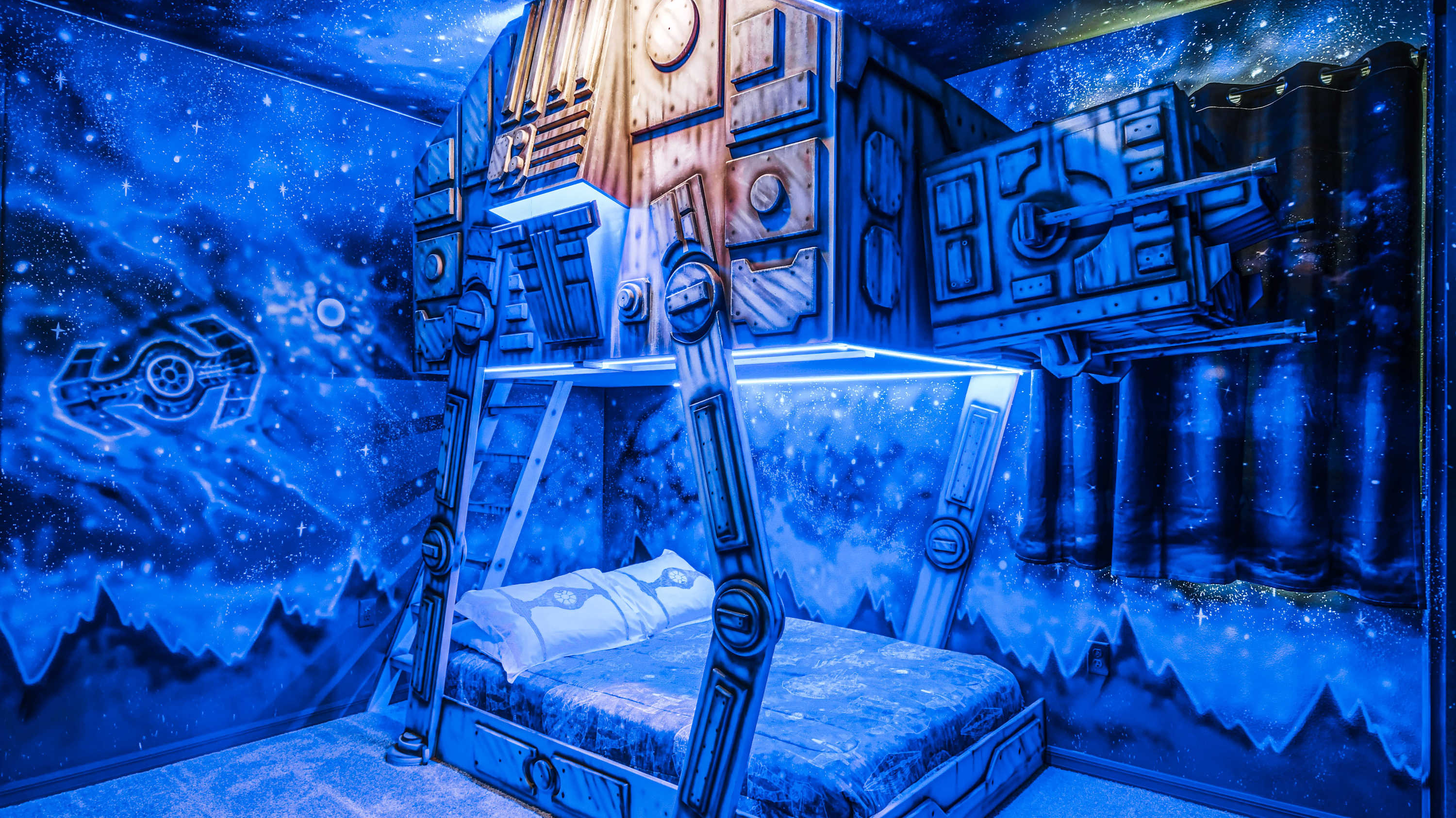 1571MCW Solara Photo