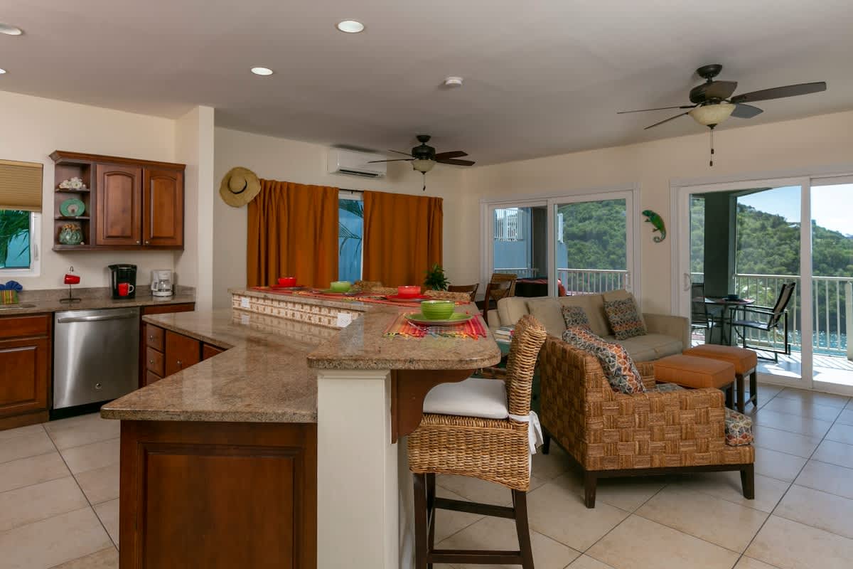 Ocean Views, Pool, Walk2Town, Backup Generator! - Photo 6