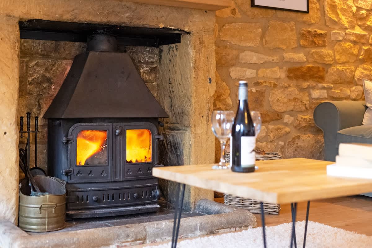 Cosy Cottage, Private Garden, Moreton-in-Marsh — Gloucestershire, England — vacation rental