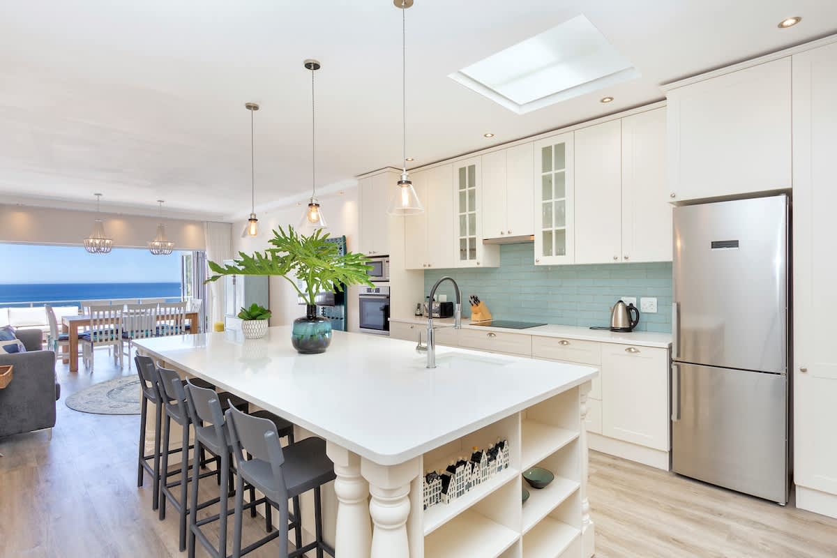 Summer Place Camps Bay - Newly Renovated Townhouse — Cape Town, Western Cape — vacation rental