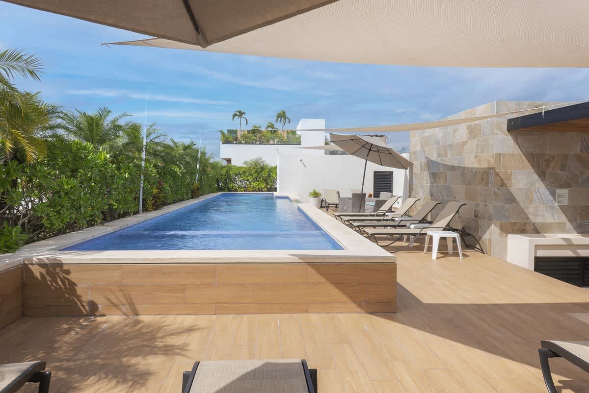 Playa del Carmen Apt: Pool, Backyard & Garage — Playa del Carmen, Quintana Roo — vacation rental