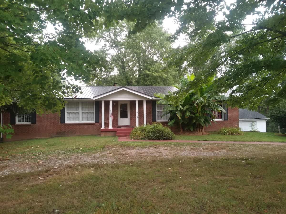 Mt. Juliet 3 BR/2 BA as shown.  Quiet and safe!! — Mt. Juliet, TN — vacation rental
