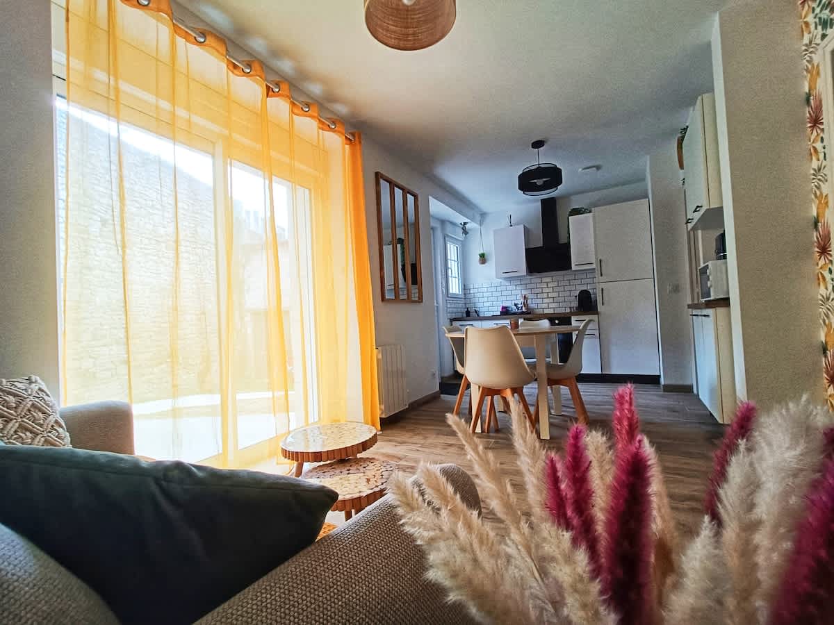 Le Rez des Arcades - T2 en RDC hypercentre — Carentan-les-Marais, Normandie — vacation rental