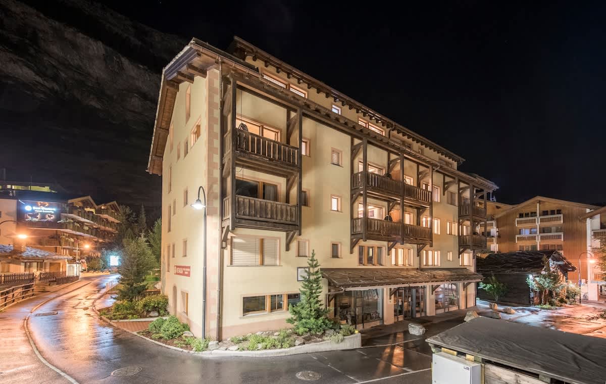 ZermattStays