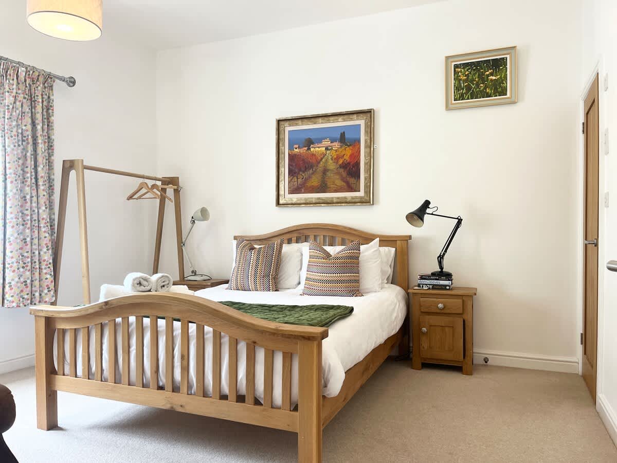 Stylish~Tasteful~2Bed~2Bath~Central~Townhouse — Penzance, Cornwall — vacation rental