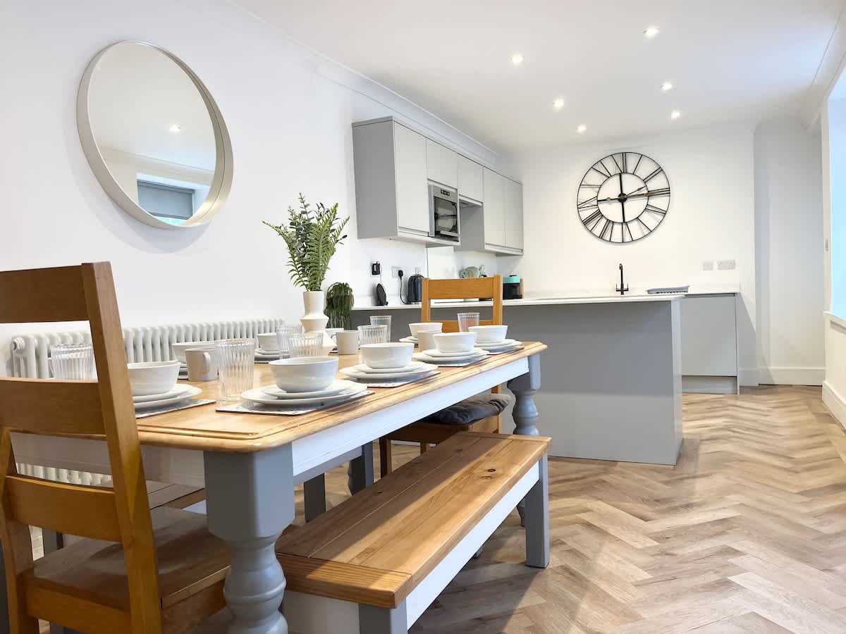 Generous 5 bed House~Penzance close to station — Penzance, Cornwall — vacation rental