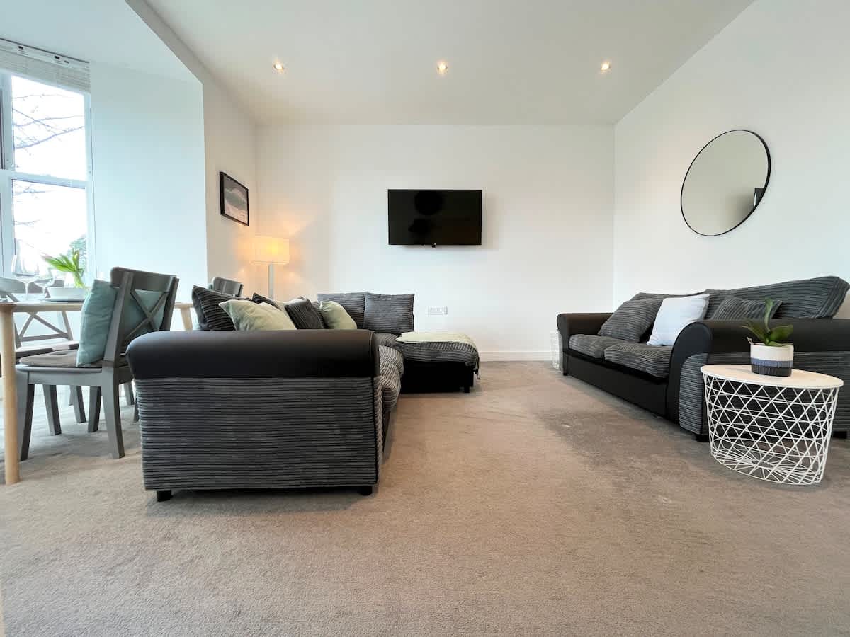 Spacious 2bed Apartment~Parking~Close to Seafront — Penzance, Cornwall  — vacation rental
