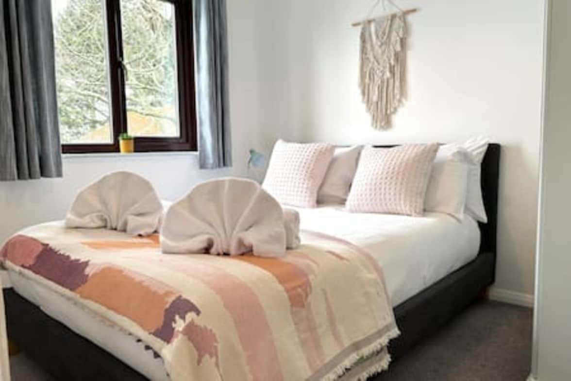 Kenegie View~Bright 2Bed~shared facilities on site — Gulval, Penzance, Cornwall — vacation rental