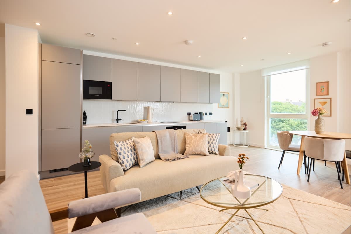 The Tottenham Escape - 2BDR flat with Balcony