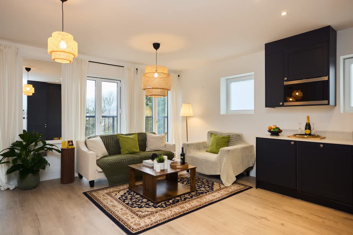 The Wembley Park Arms - 2BDR Flat with Balcony