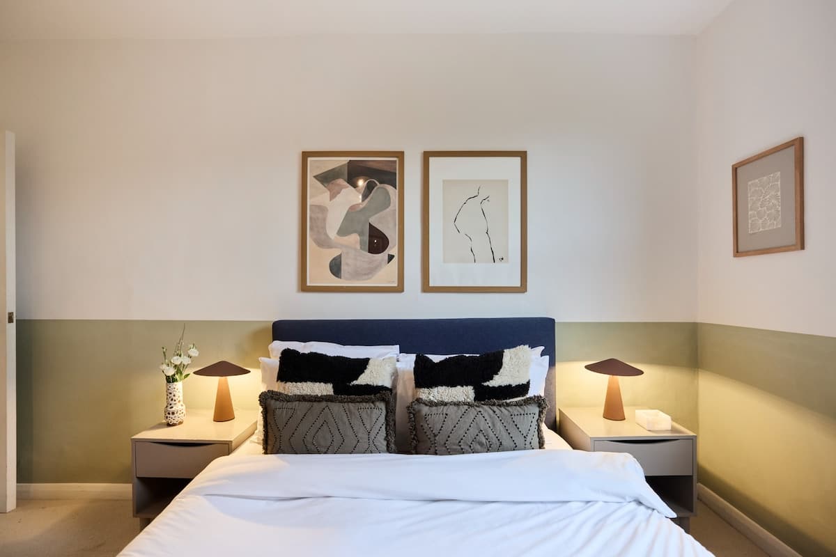 The Kensal Green Hideout - Classy 2BDR Apartment