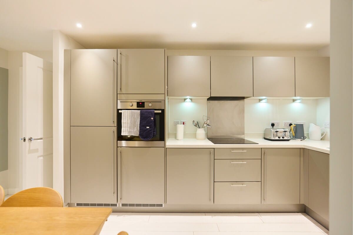 The River Lea Escape - Charming Bright 2 Bdr Flat