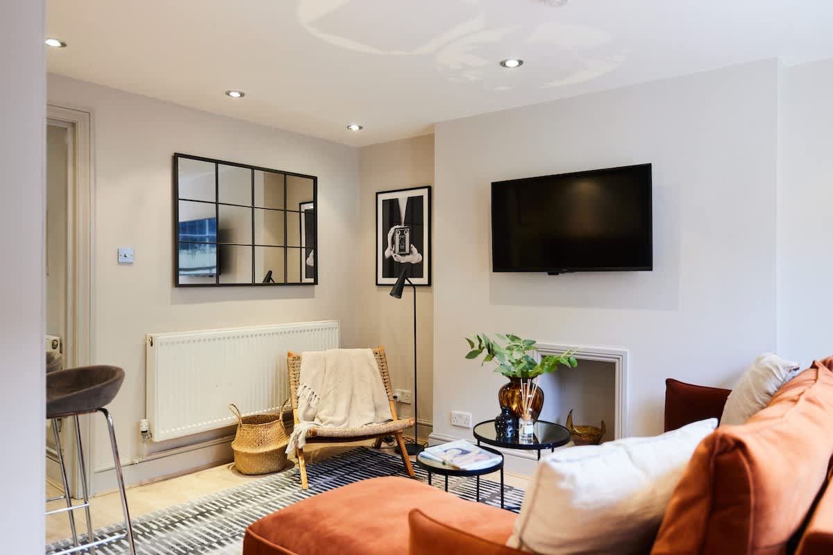 The Myddelton Square Nook