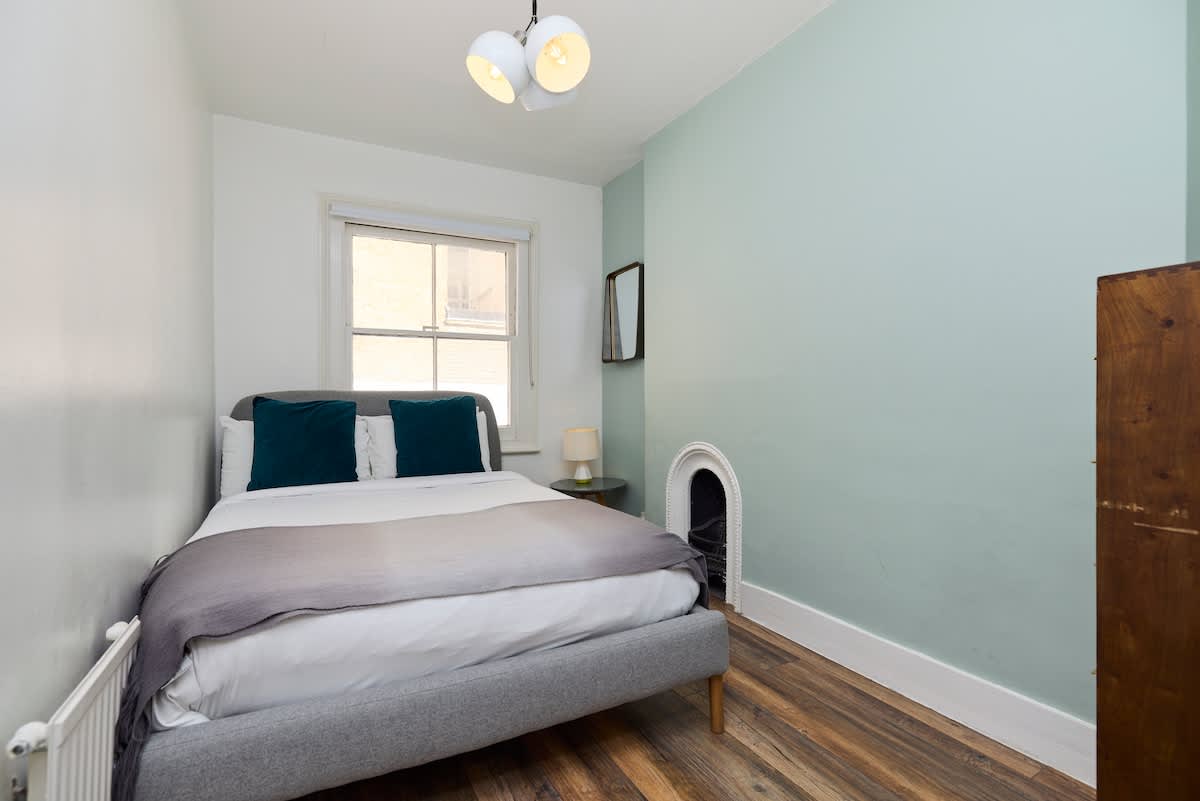 The South Kensington Mews - 5BDR Home