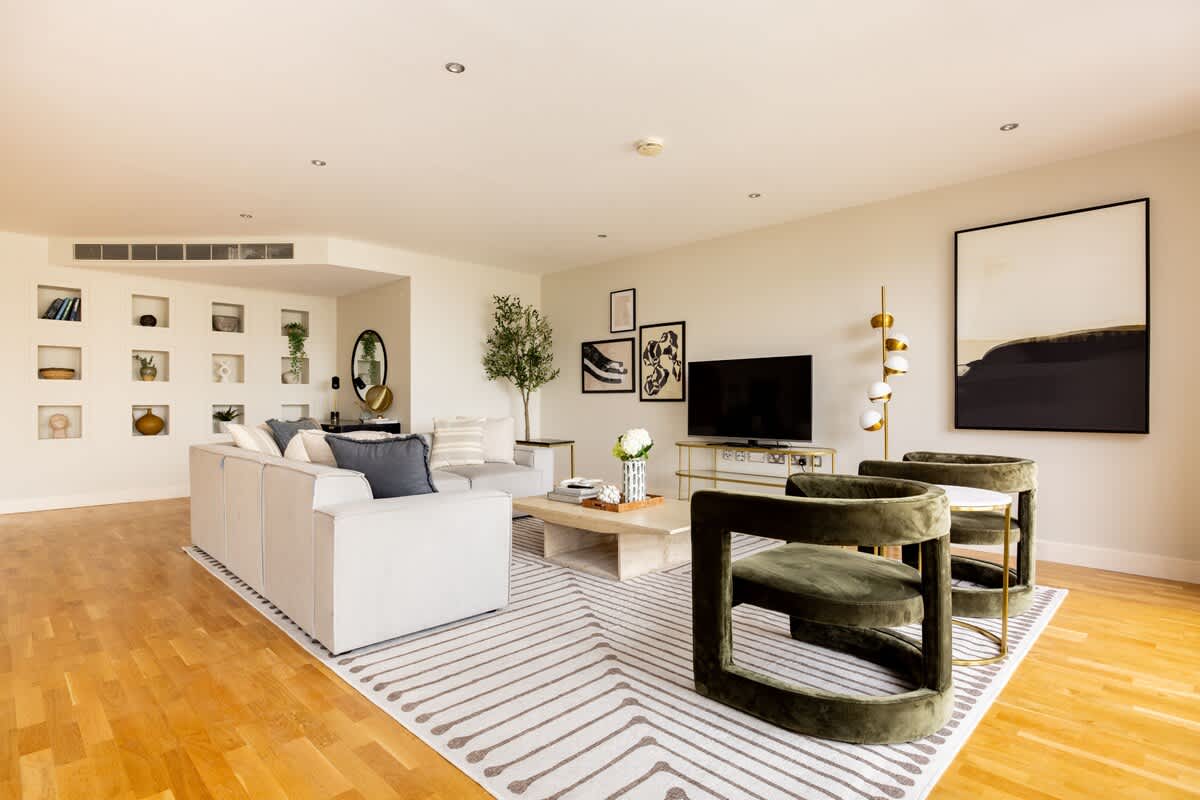 The Riverside Residence