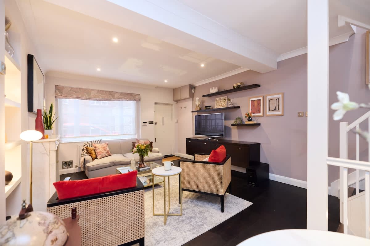 The Notting Hill Gate Crib