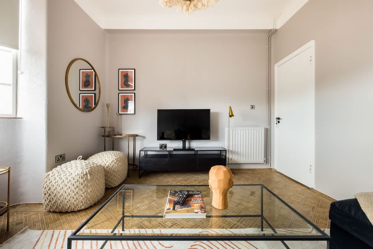 The West End Elevated Apartment