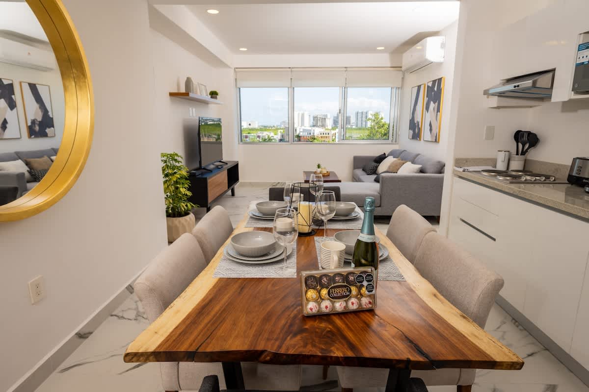 Harmony in luxury Barcelona condo — Cancún, Quintana Roo — vacation rental