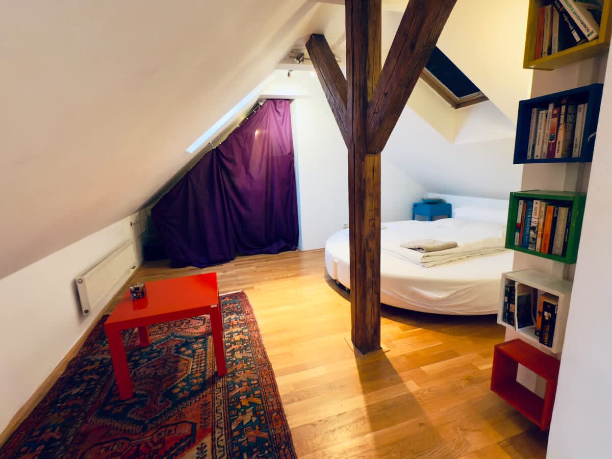 Attic 15 min  to Charles Bridge - Foto 11