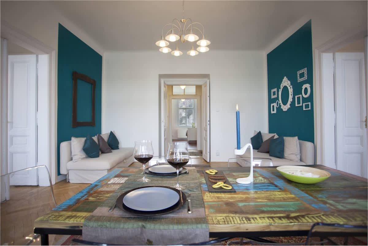 Spectacular Riverview apartment