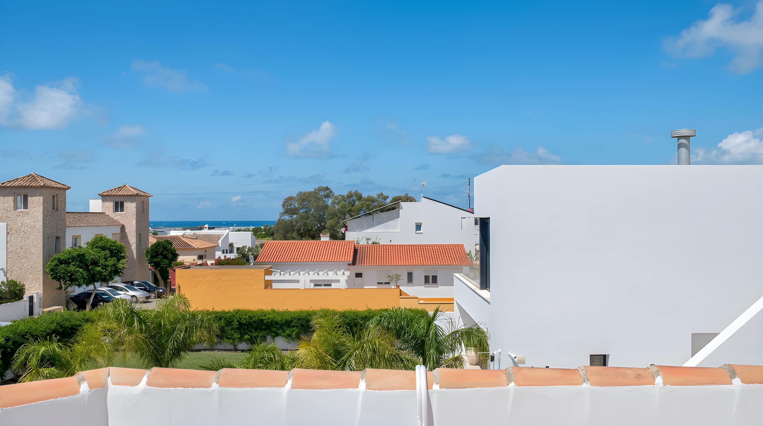 Apartamento accesible en Conil con piscina compartida, parking y jardín privado - image 25