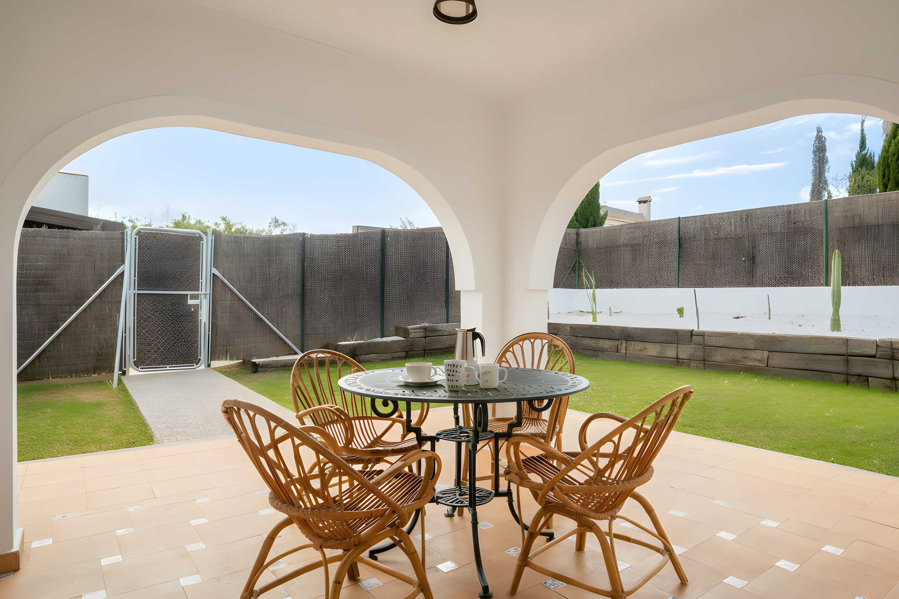 Casa en Conil: apartamento con piscina compartida, jardín y parking privado - image 25