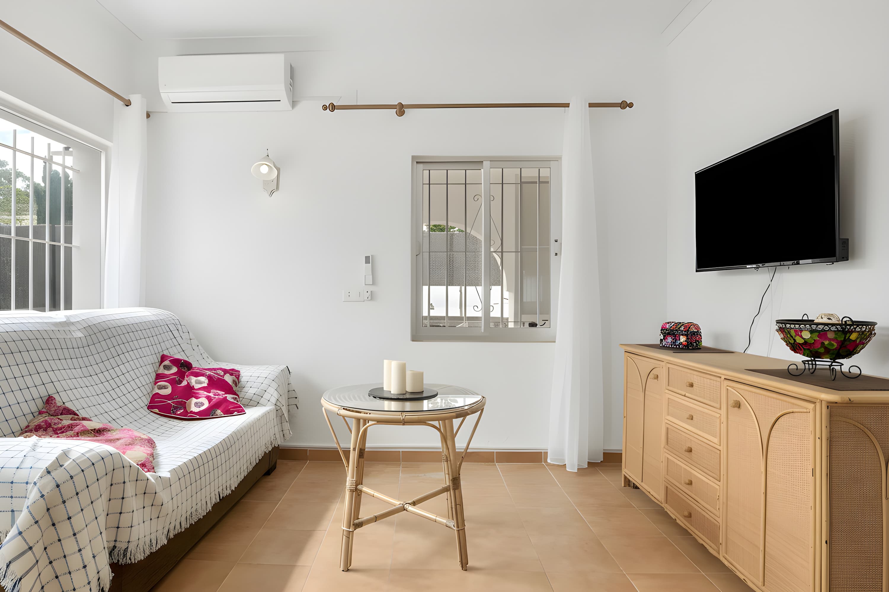Casa en Conil: apartamento con piscina compartida, jardín y parking privado - image 5