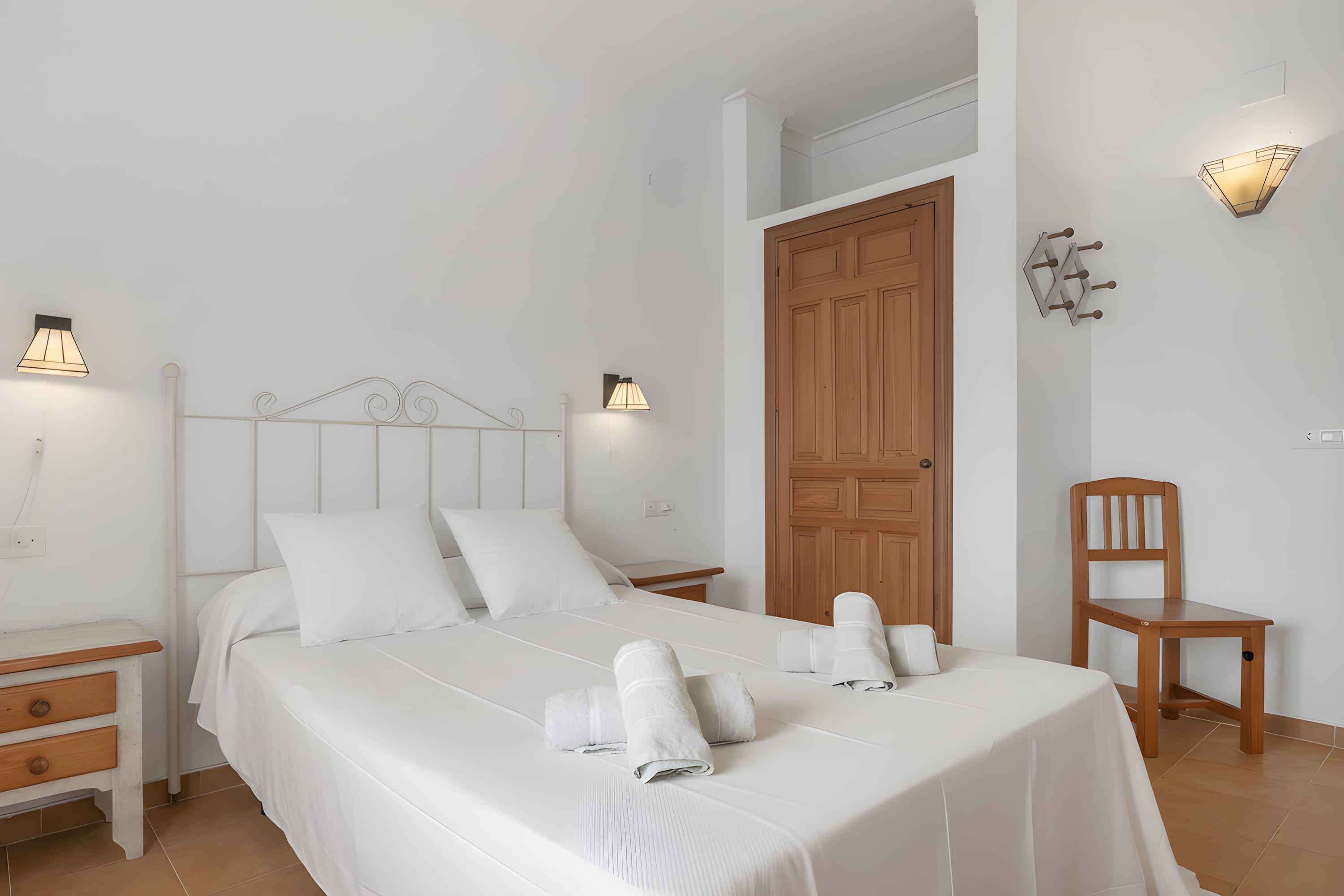 Casa en Conil: apartamento con piscina compartida, jardín y parking privado - image 12