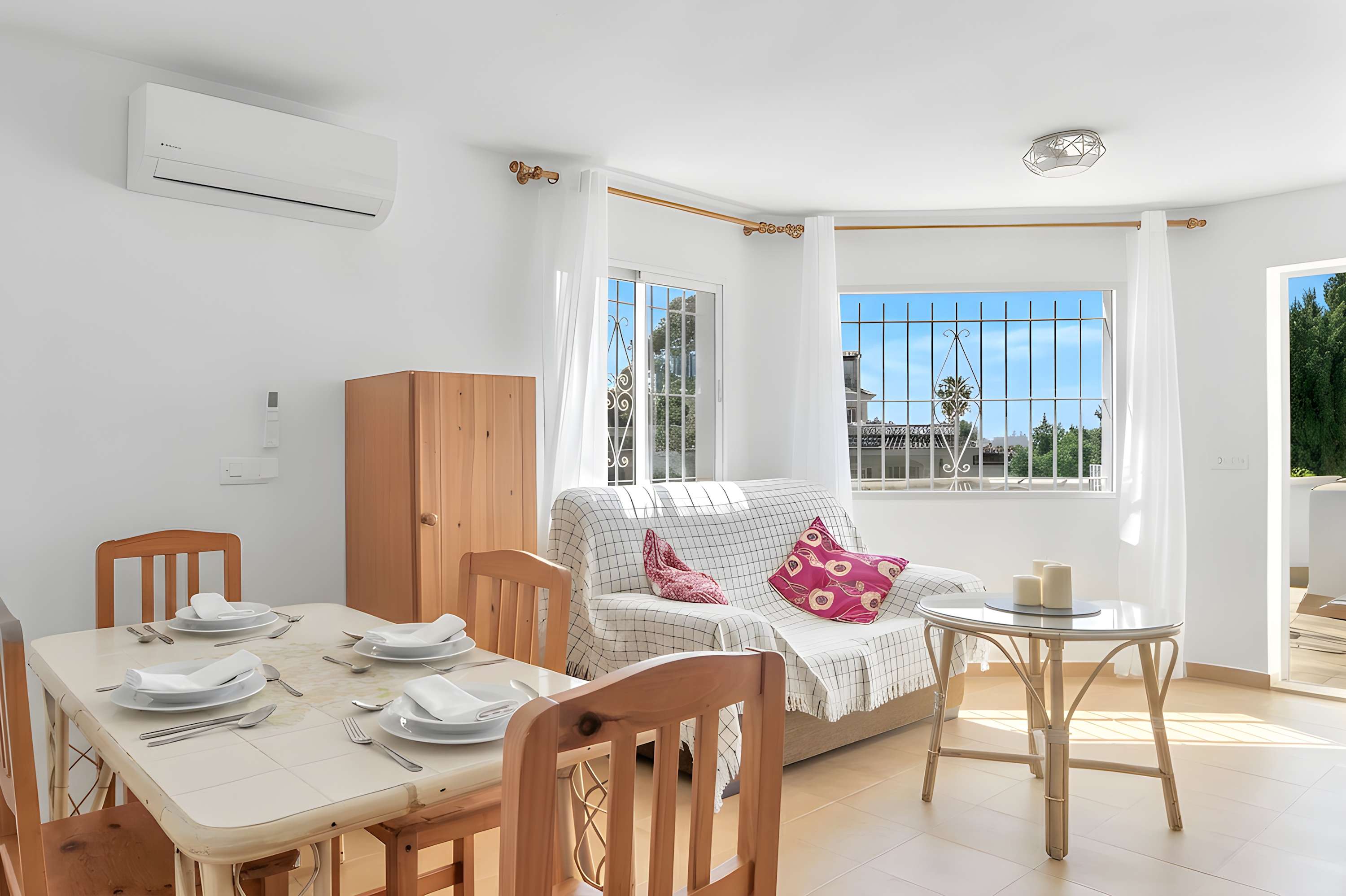 Casa increíble – alojamiento con piscina compartida y WiFi, ideal para familias en Conil - image 6