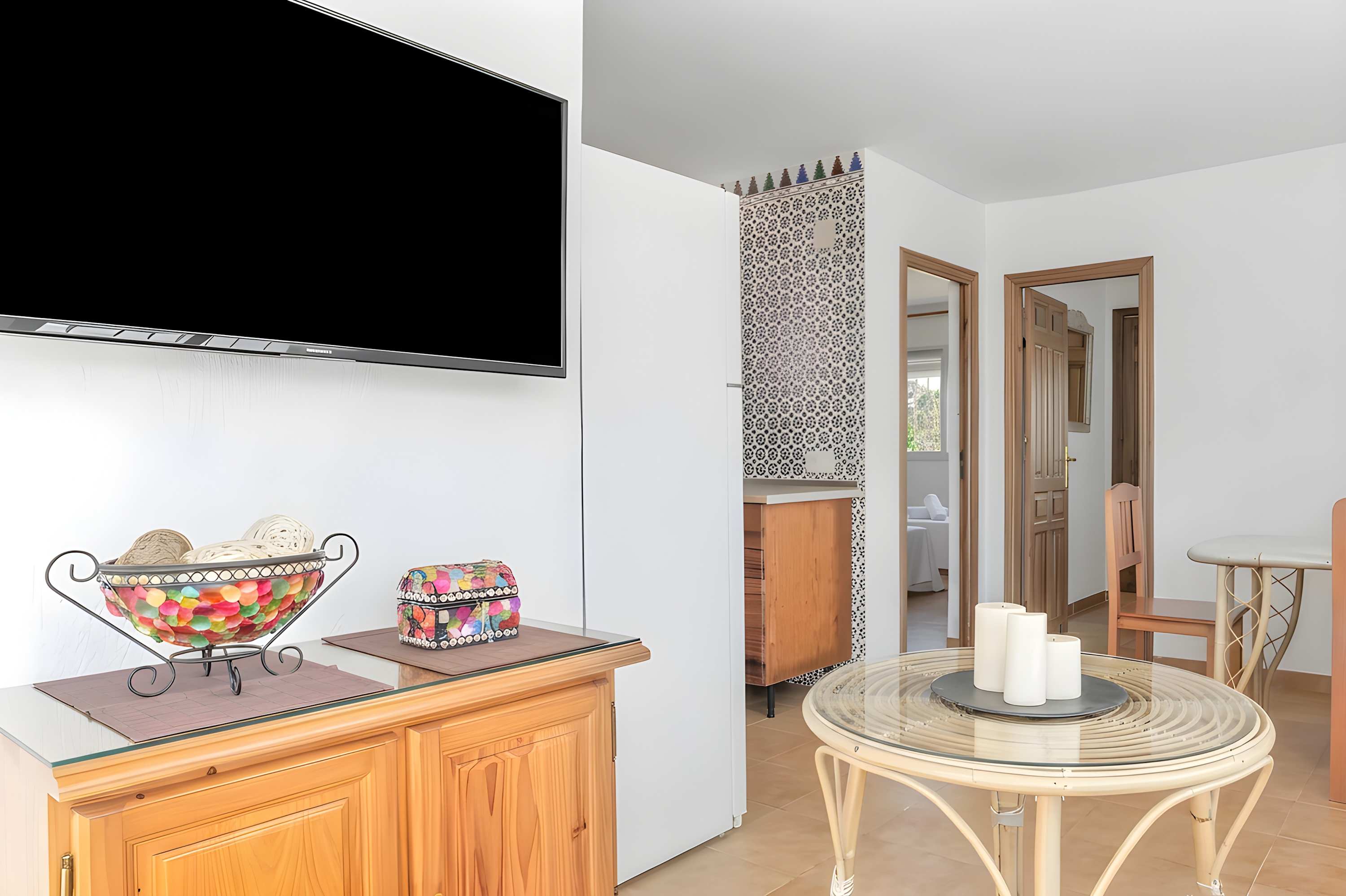 Casa increíble – alojamiento con piscina compartida y WiFi, ideal para familias en Conil - image 7