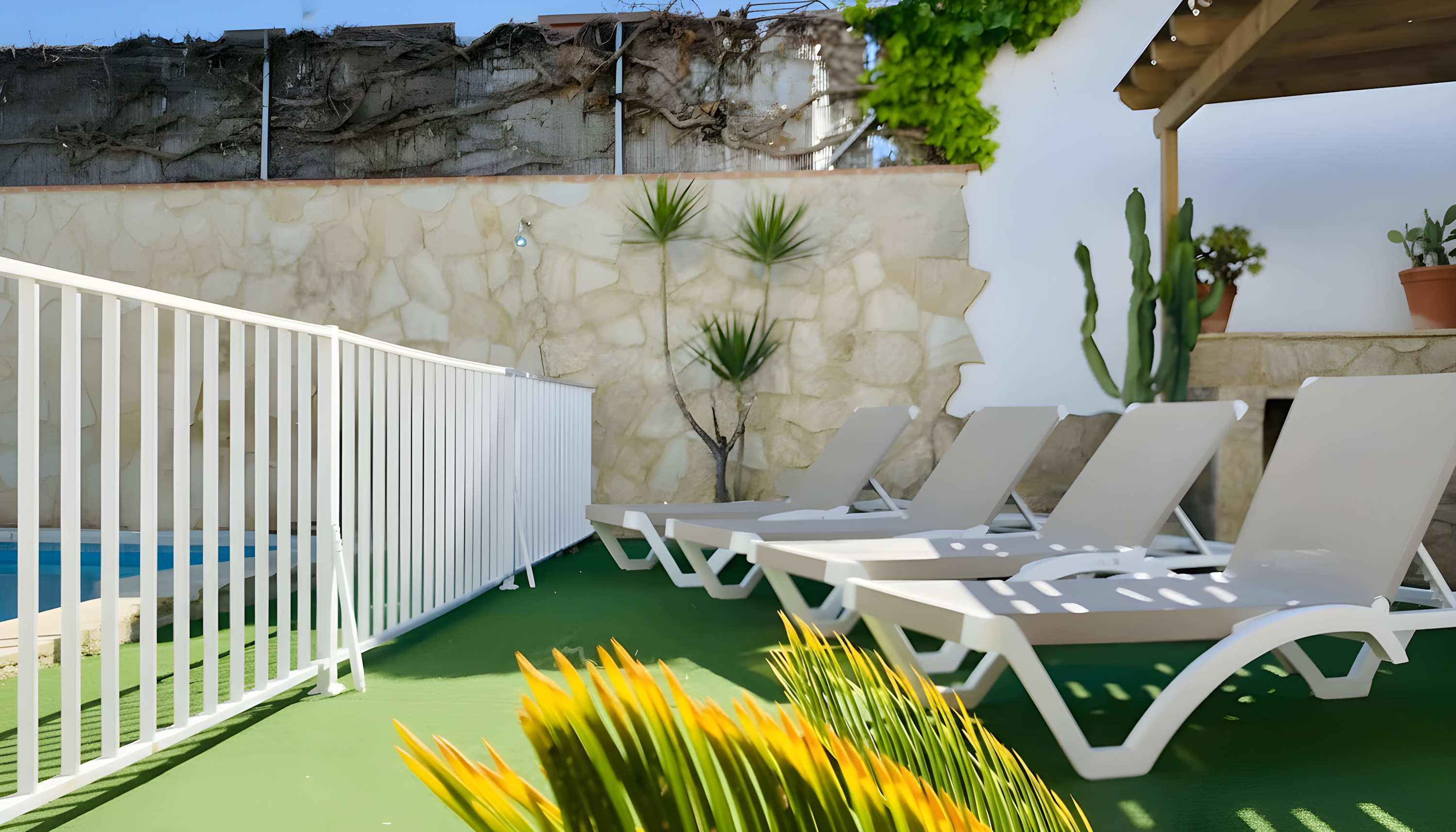 Amplio Chalet con Piscina, Terraza y Barbacoa – Cerca del Mar en Conil - image 6