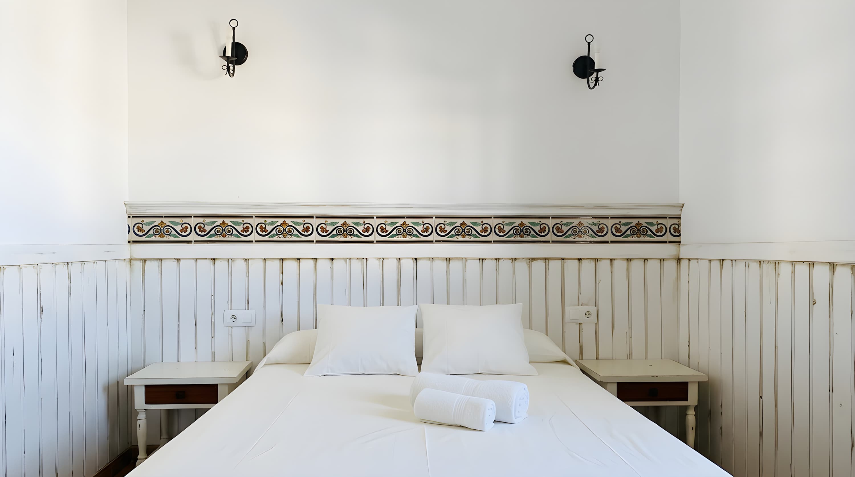 Amplio Chalet con Piscina, Terraza y Barbacoa – Cerca del Mar en Conil - image 19