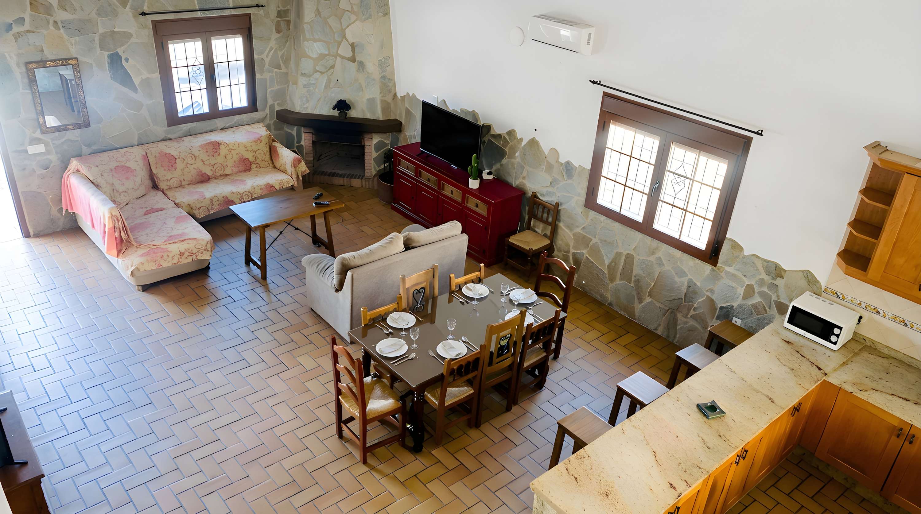 Amplio Chalet con Piscina, Terraza y Barbacoa – Cerca del Mar en Conil - image 14