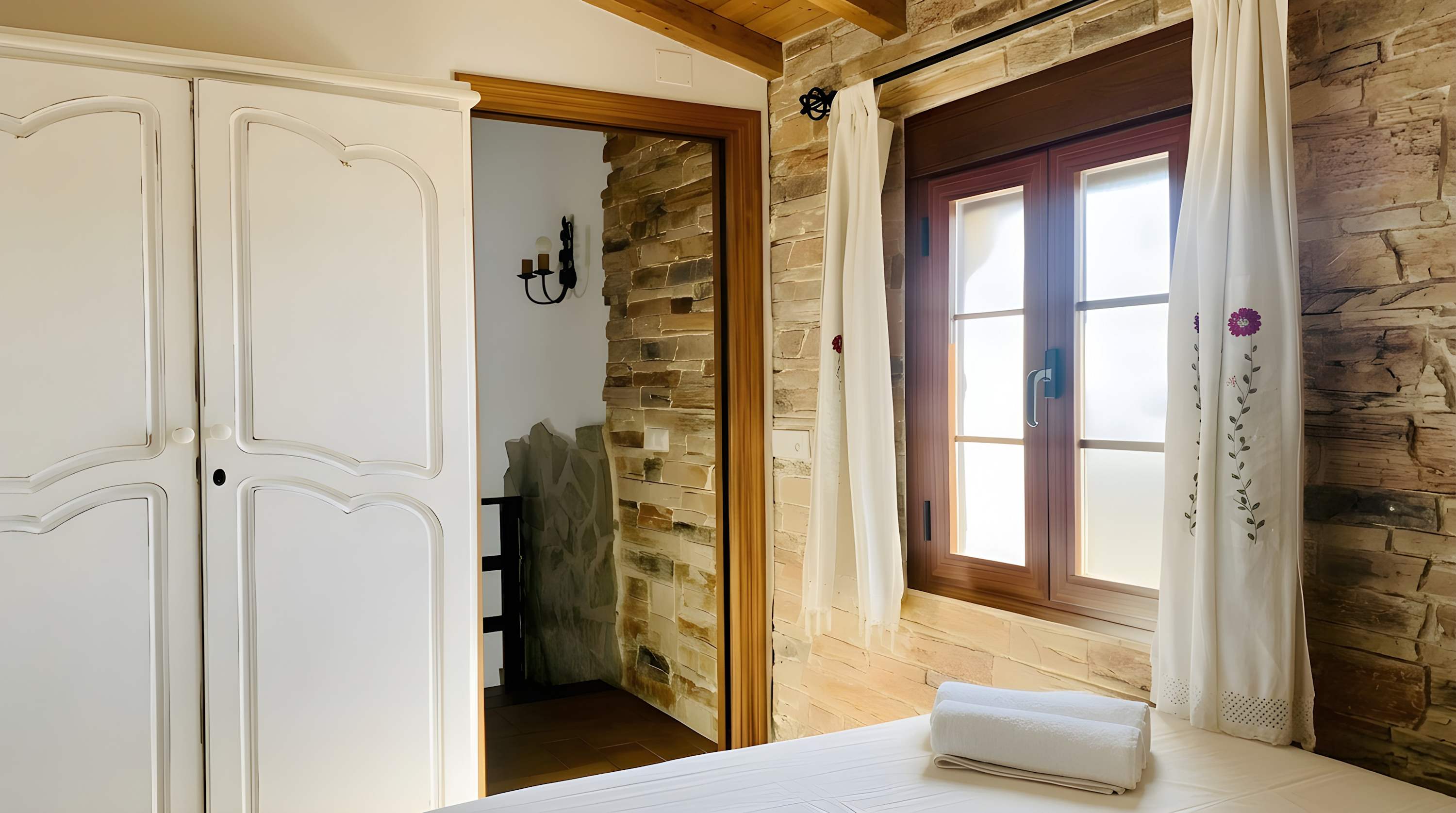 Amplio Chalet con Piscina, Terraza y Barbacoa – Cerca del Mar en Conil - image 11