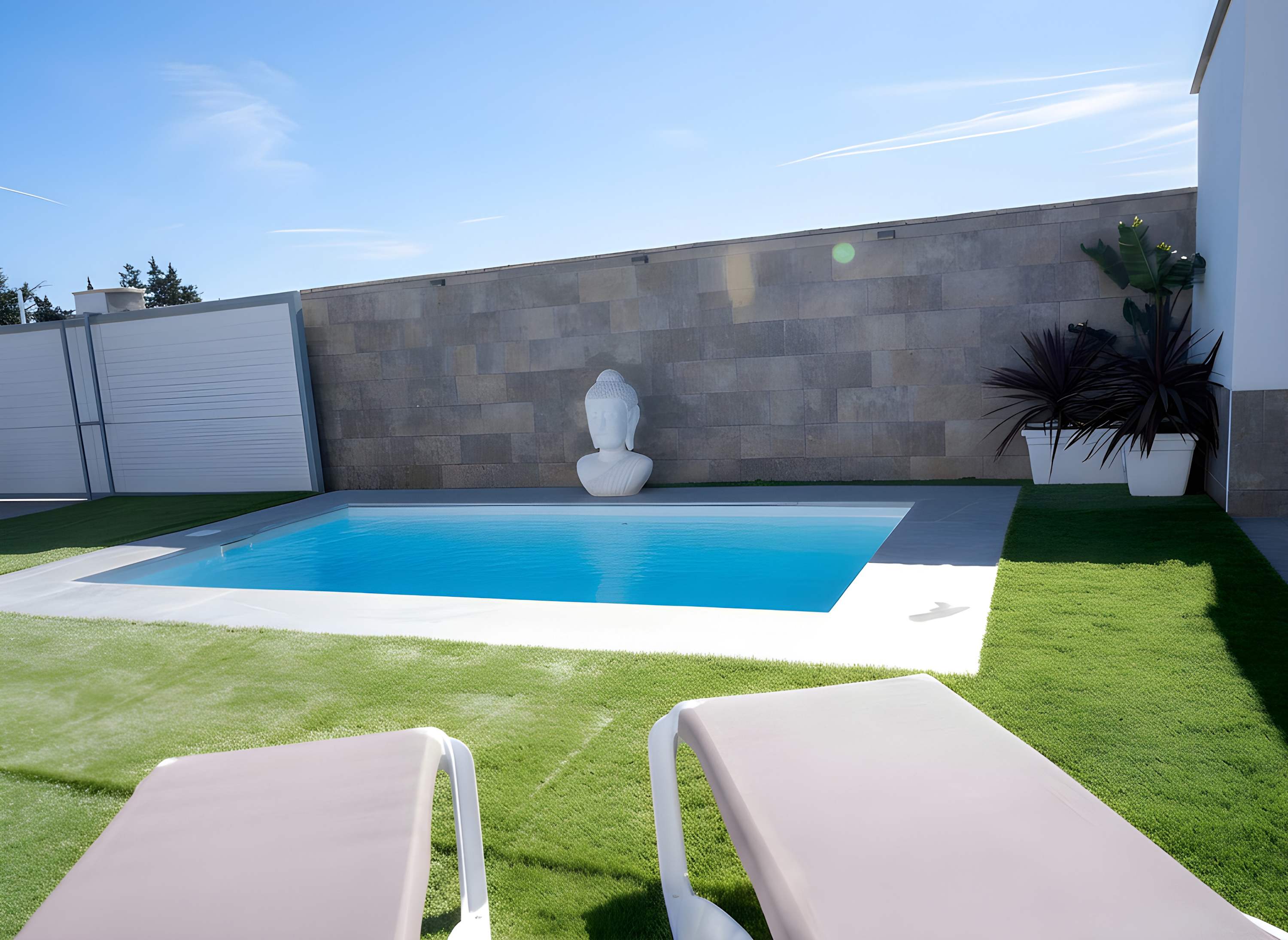 Encantador Chalet con Piscina y Terraza Soleada cerca del Mar en Conil - image 27