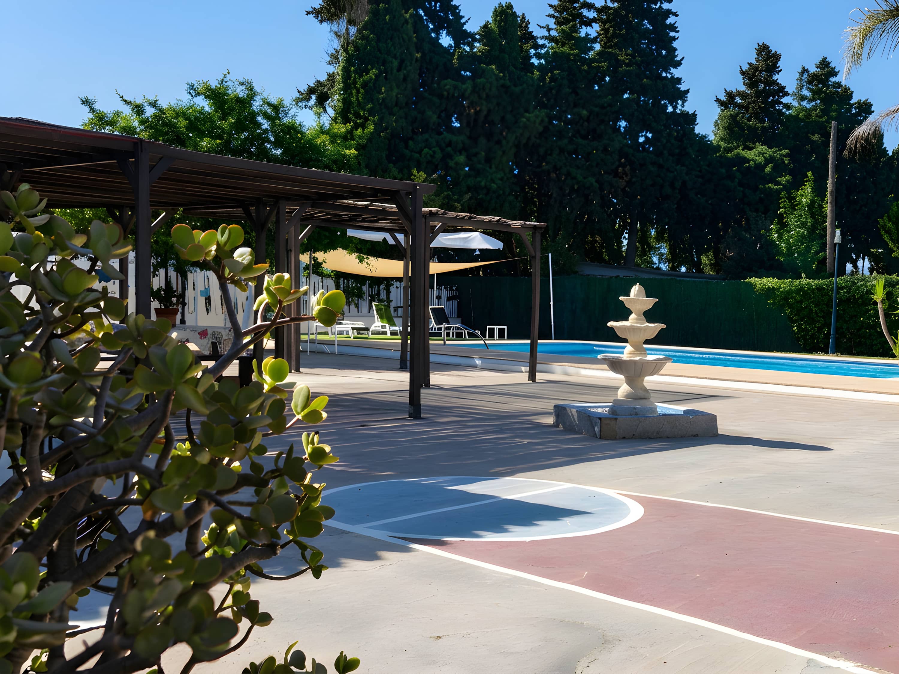 Chalet con Piscina Privada y Barbacoa – Ideal Familias y Grupos, Jerez - image 5