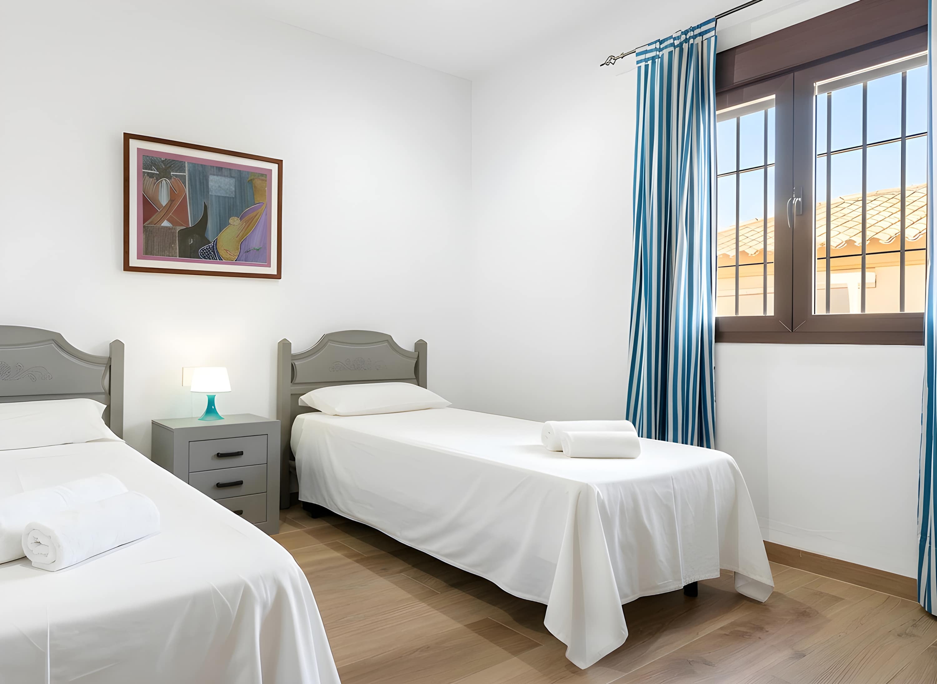 Encantador Chalet con Piscina y Jardín Privado junto a las Playas de Conil - image 15