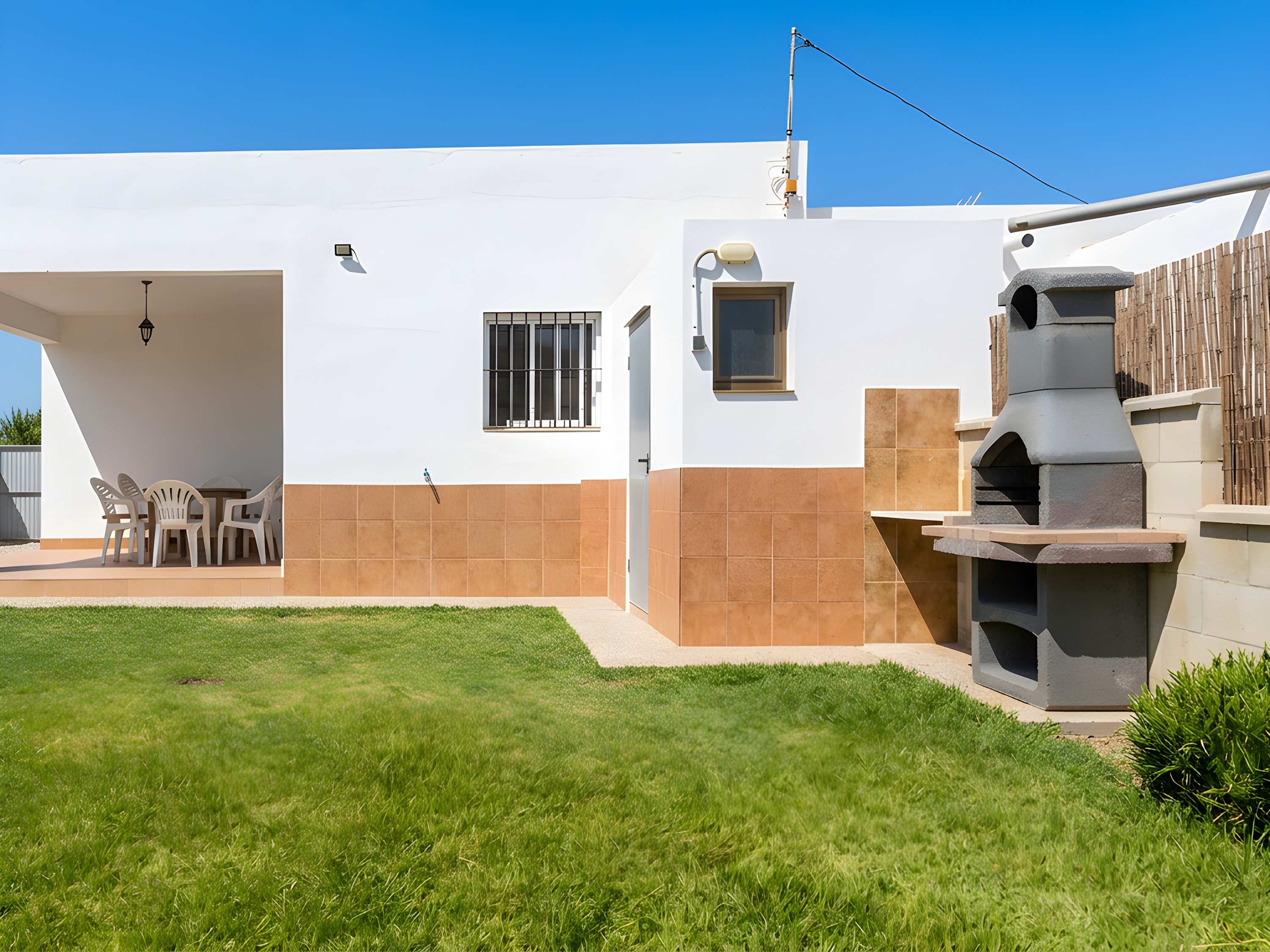 Chalet con Terraza y Barbacoa a 3 min de la Playa  El Palmar - image 17