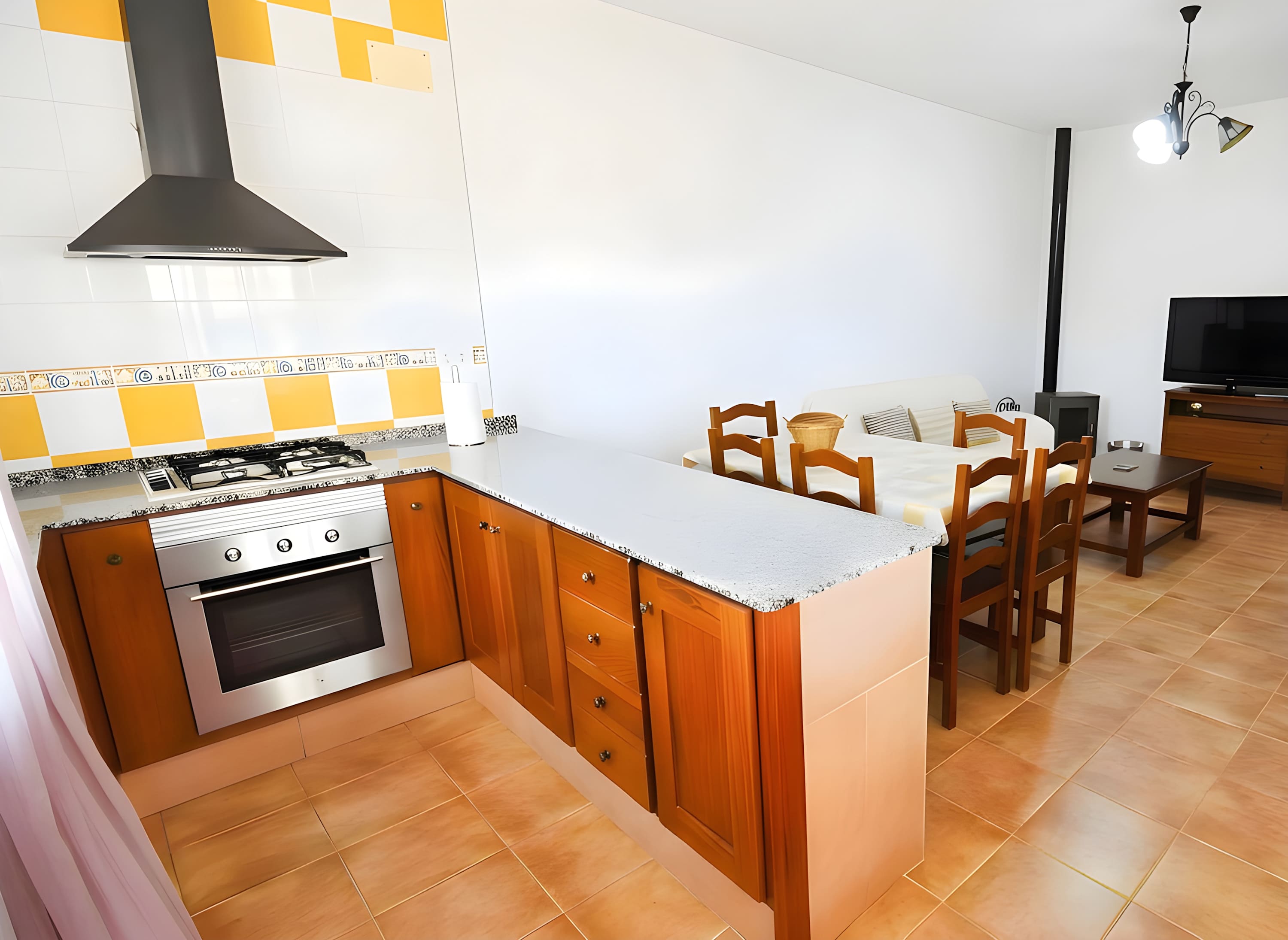Chalet con Terraza y Barbacoa a 3 min de la Playa  El Palmar - image 14
