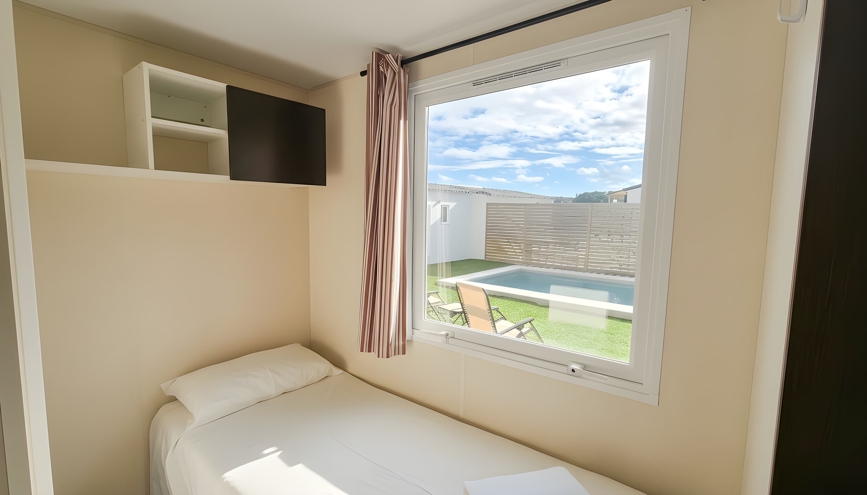 Alojamiento en Conil a 5 min del mar, con WiFi y terraza con piscina - image 15